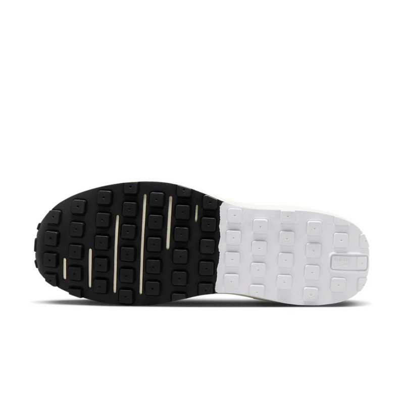 Изображение Nike Waffle One SE Split 'Black White'