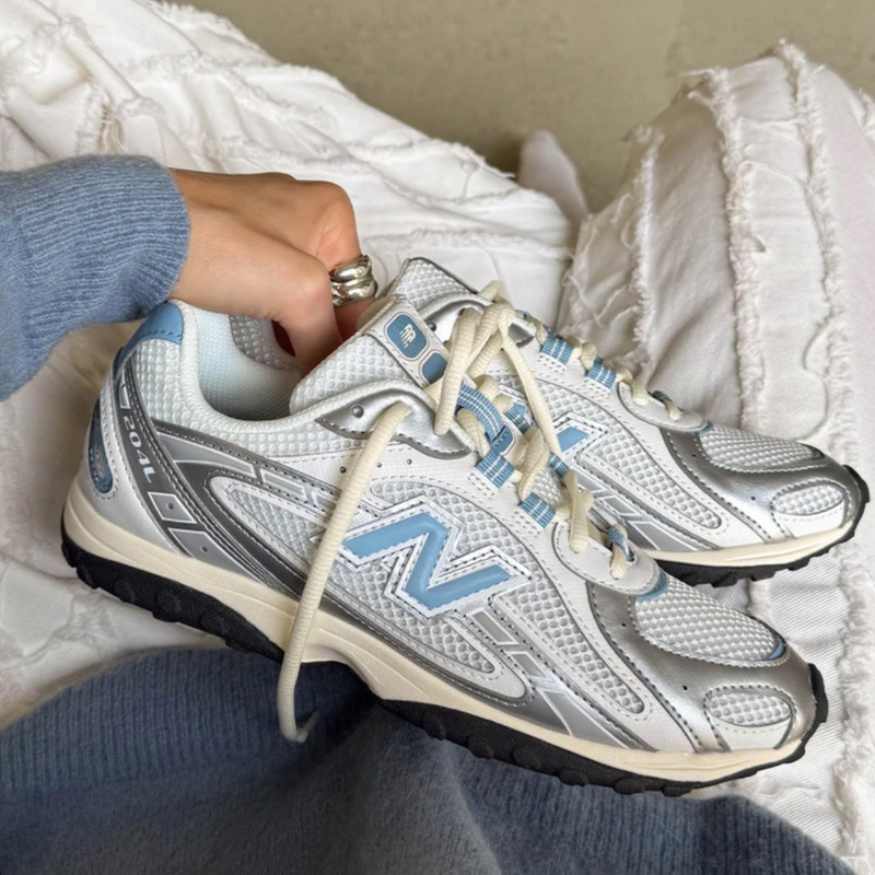 Изображение New Balance 204L 'Silver Metallic Sky'