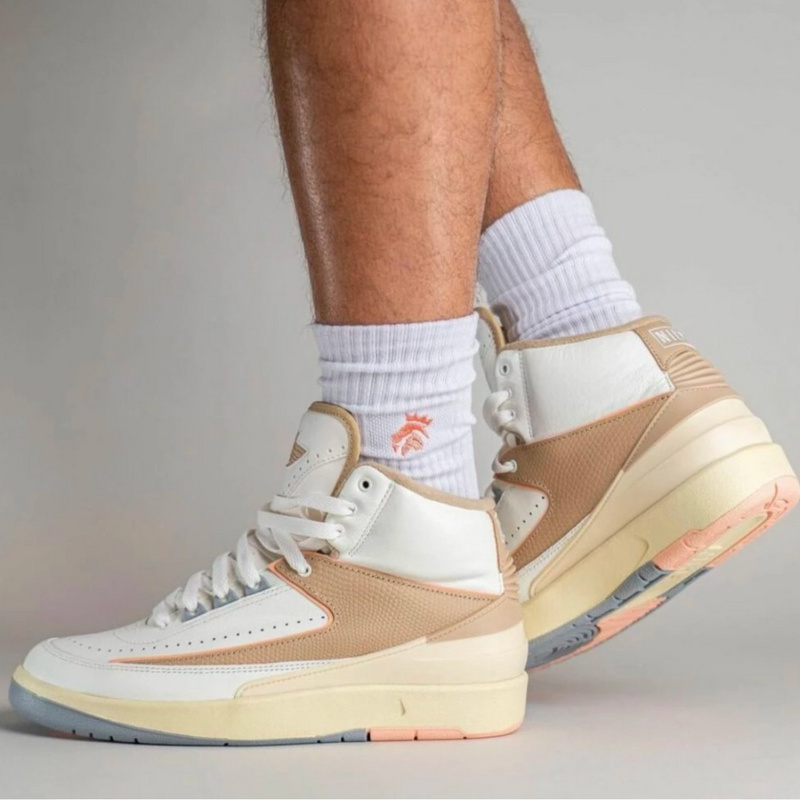 Изображение Nike Air Jordan 2 Retro 'Sunset Haze'