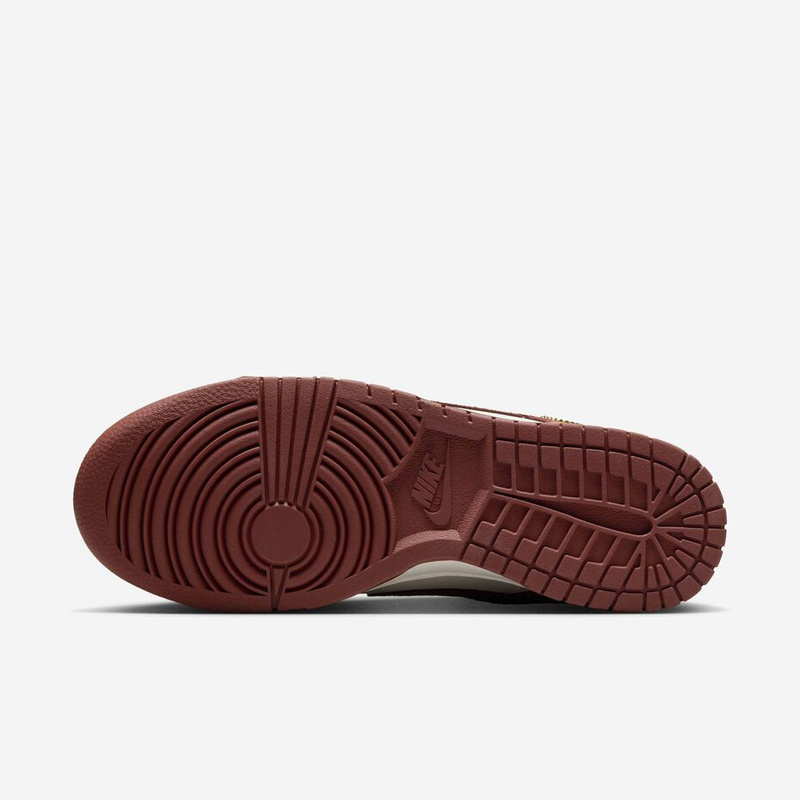 Изображение Nike Dunk Low Suede 'Red Sepia'